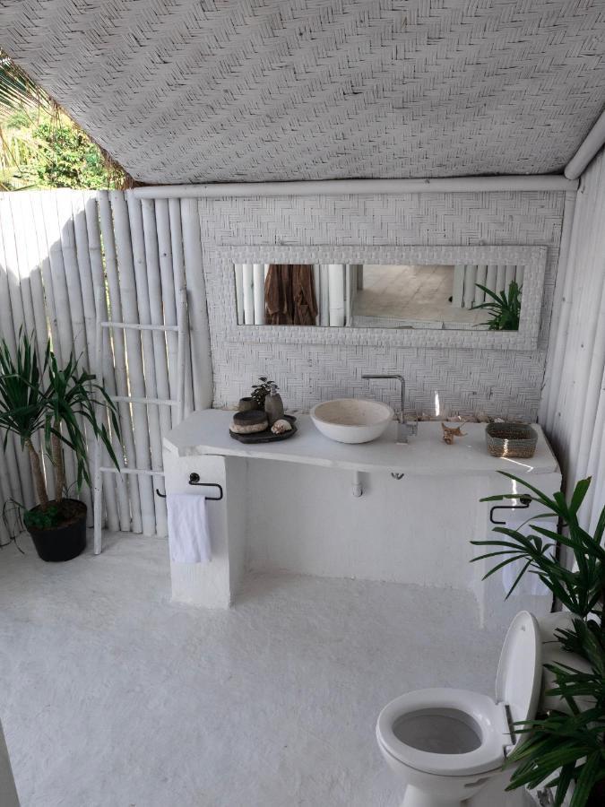 Tropical Glamping Nusa Penida - Private Romantic Seaside Bungalow Diamond Beach Polilit Kültér fotó