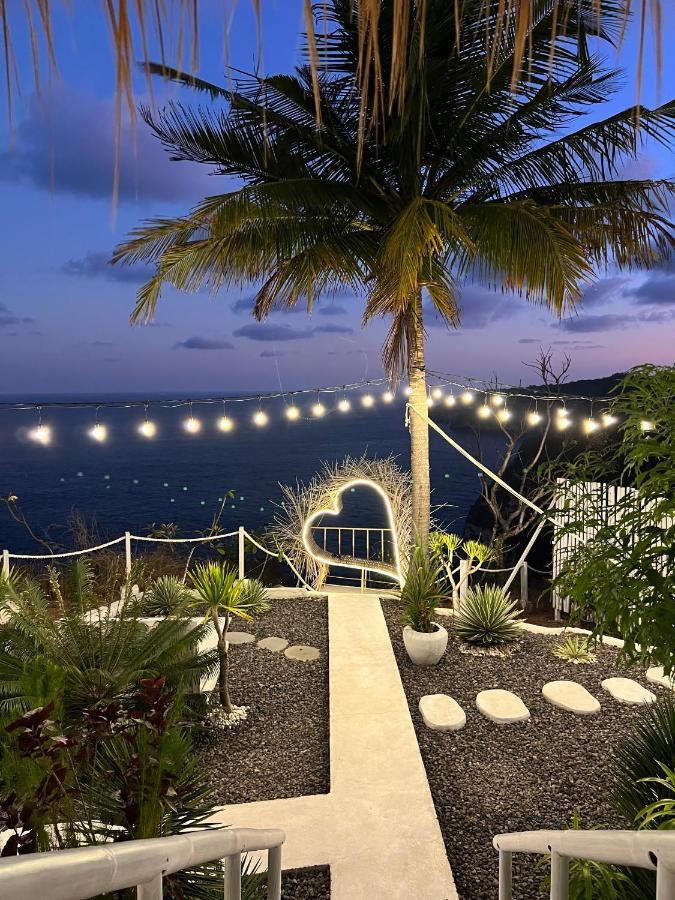 Tropical Glamping Nusa Penida - Private Romantic Seaside Bungalow Diamond Beach Polilit Kültér fotó